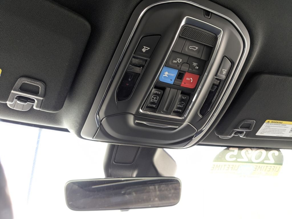 2025 Jeep Grand Cherokee Altitude X 4x4