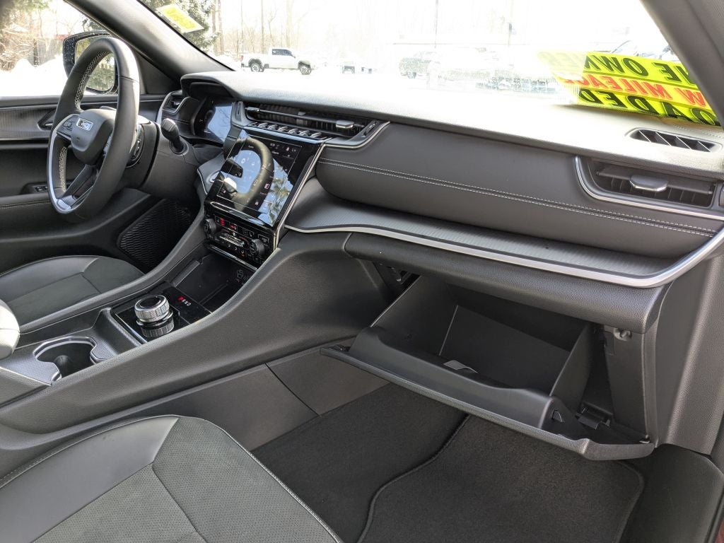 2025 Jeep Grand Cherokee Altitude X 4x4