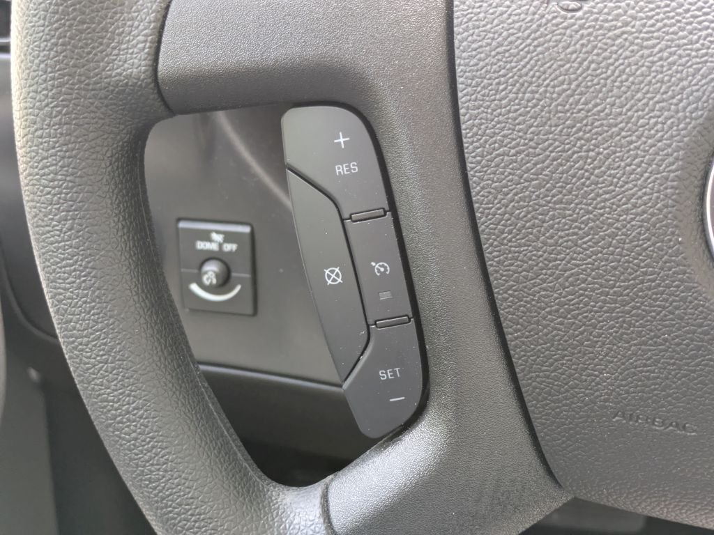 2026 GMC Savana Cutaway 3500 1WT