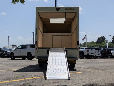 2026 GMC Savana Cutaway 3500 1WT