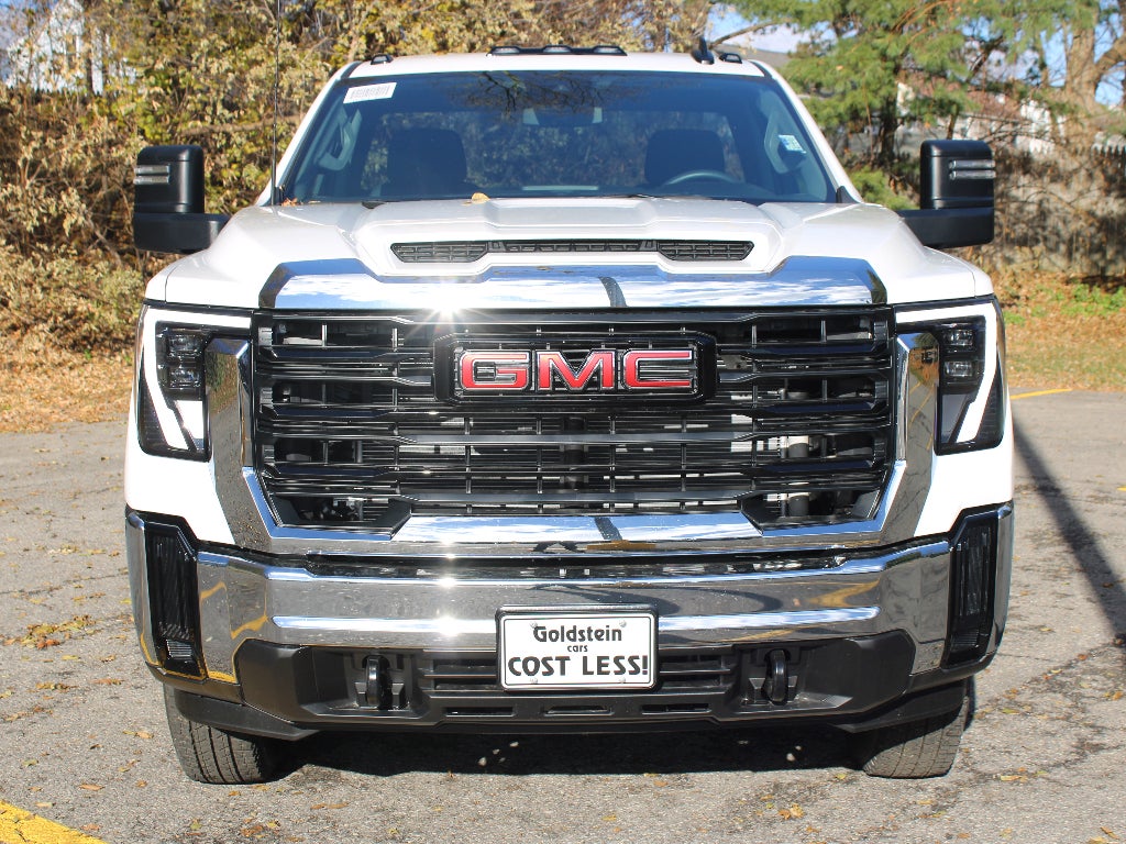 2026 GMC Sierra 3500 HD Chassis Cab Pro