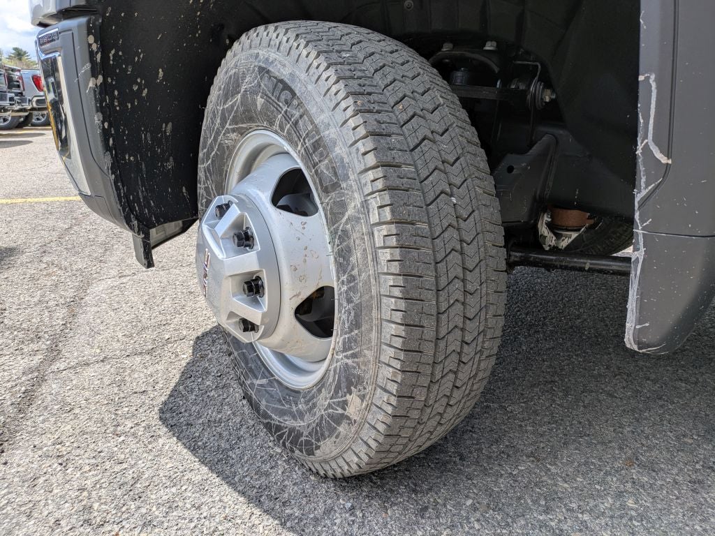 2026 GMC Sierra 3500 HD Chassis Cab Pro