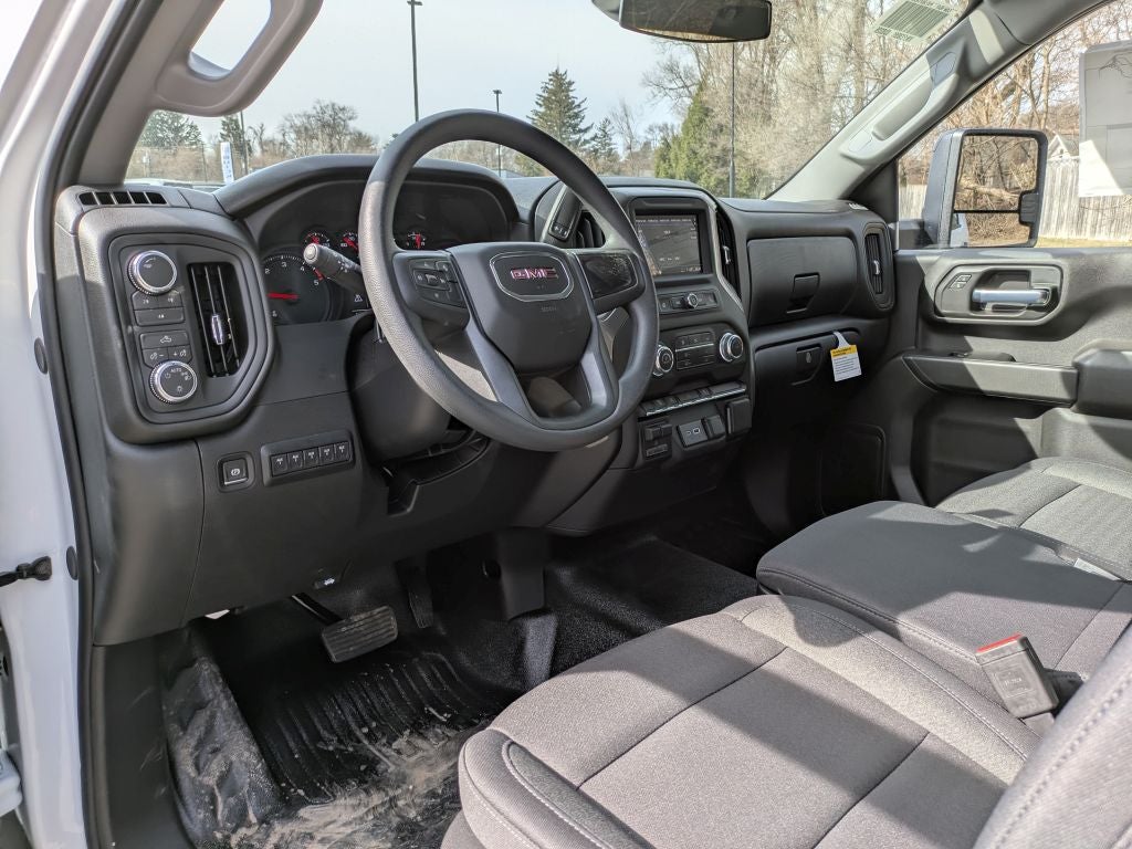 2026 GMC Sierra 3500 HD Chassis Cab Pro