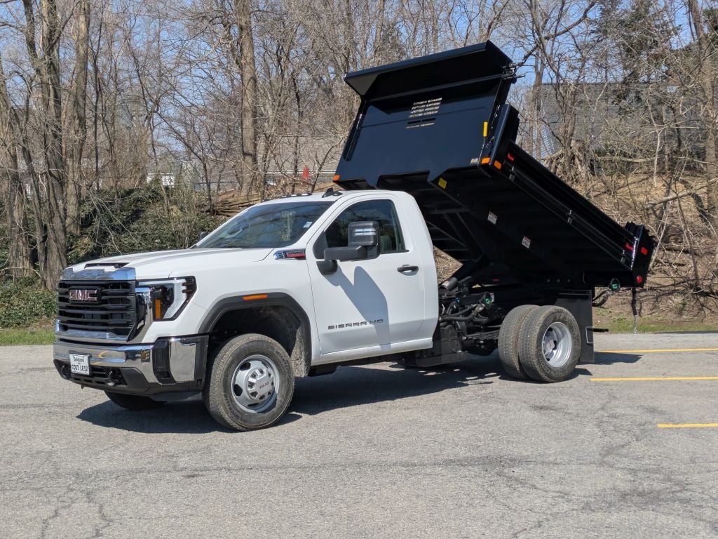 2026 GMC Sierra 3500 HD Chassis Cab Pro