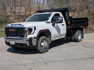 2026 GMC Sierra 3500 HD Chassis Cab Pro