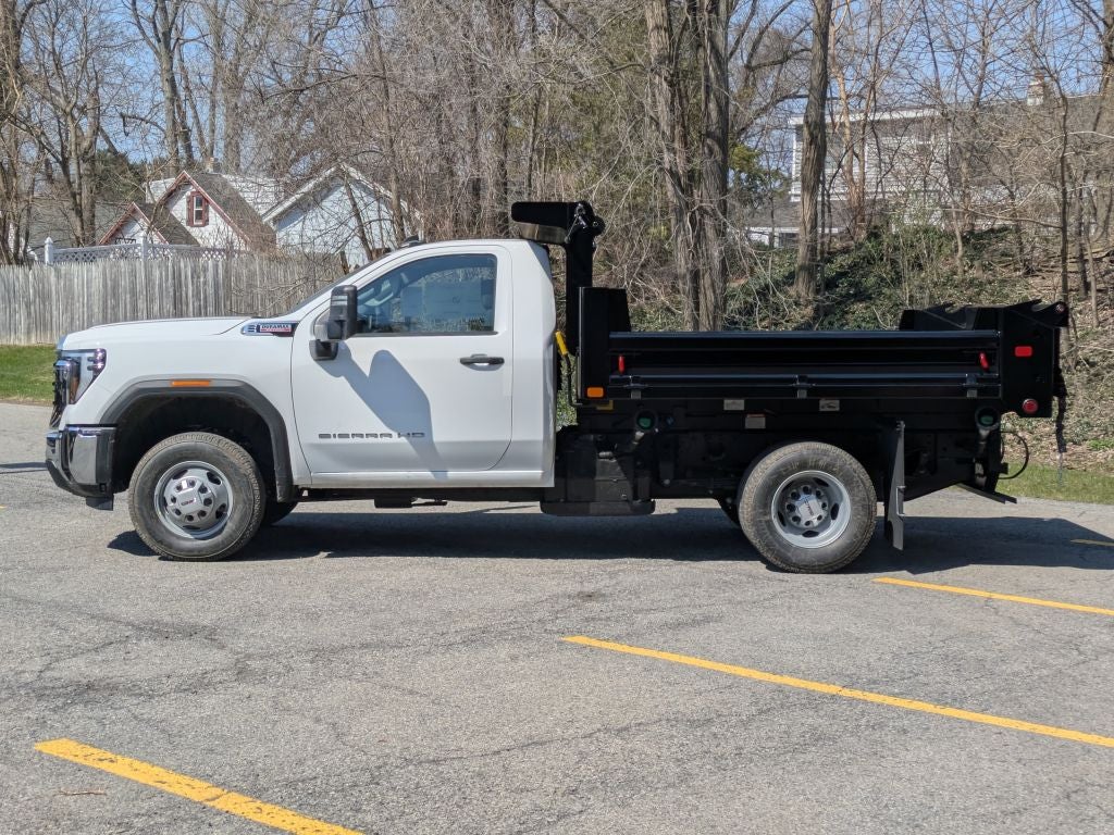 2026 GMC Sierra 3500 HD Chassis Cab Pro