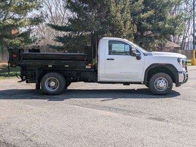 2026 GMC Sierra 3500 HD Chassis Cab Pro