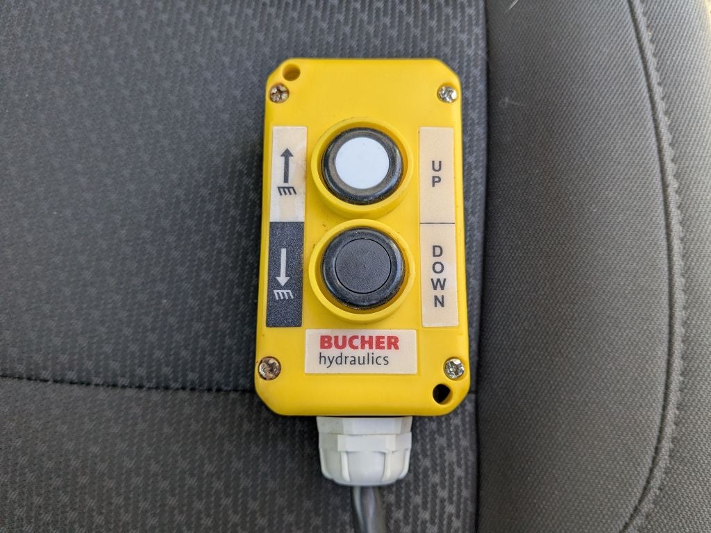 2025 GMC Sierra 3500 HD Chassis Cab Pro