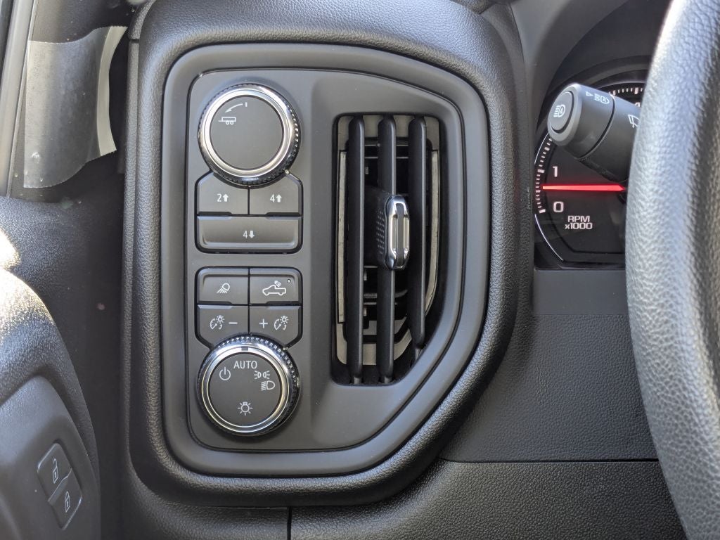 2025 GMC Sierra 3500 HD Chassis Cab Pro