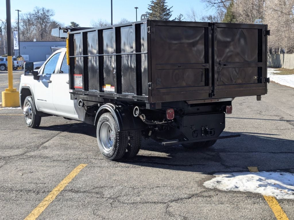 2025 GMC Sierra 3500 HD Chassis Cab Pro