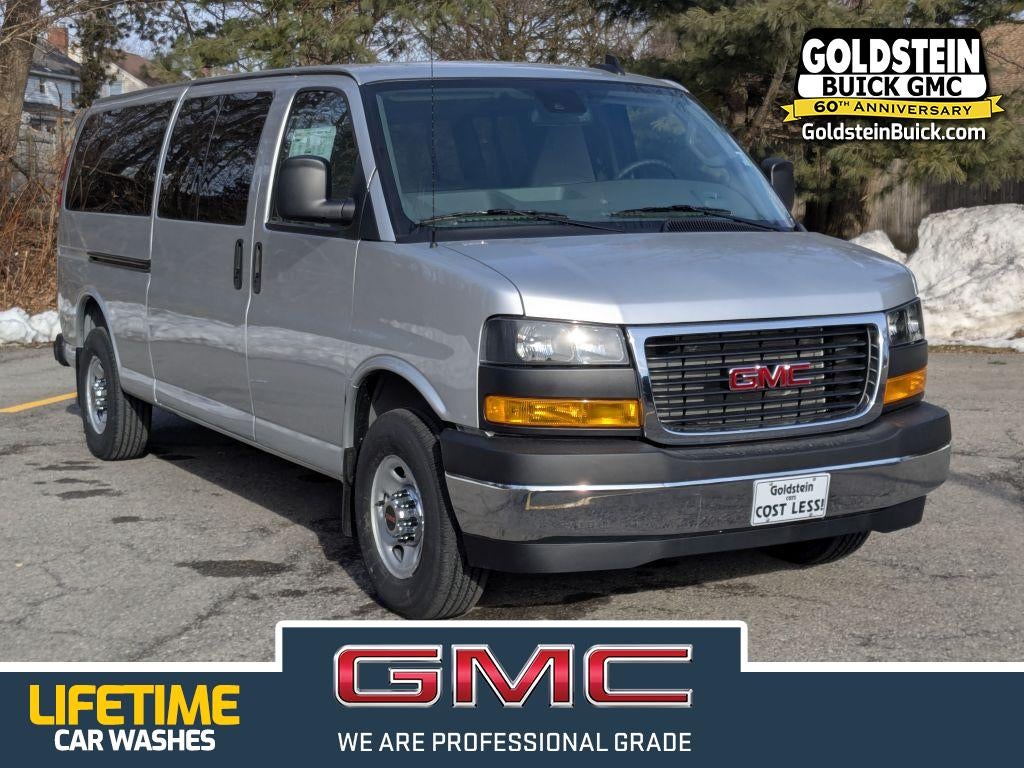 2025 GMC Savana Passenger 3500 LT