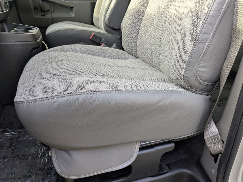 2025 GMC Savana Passenger 3500 LT