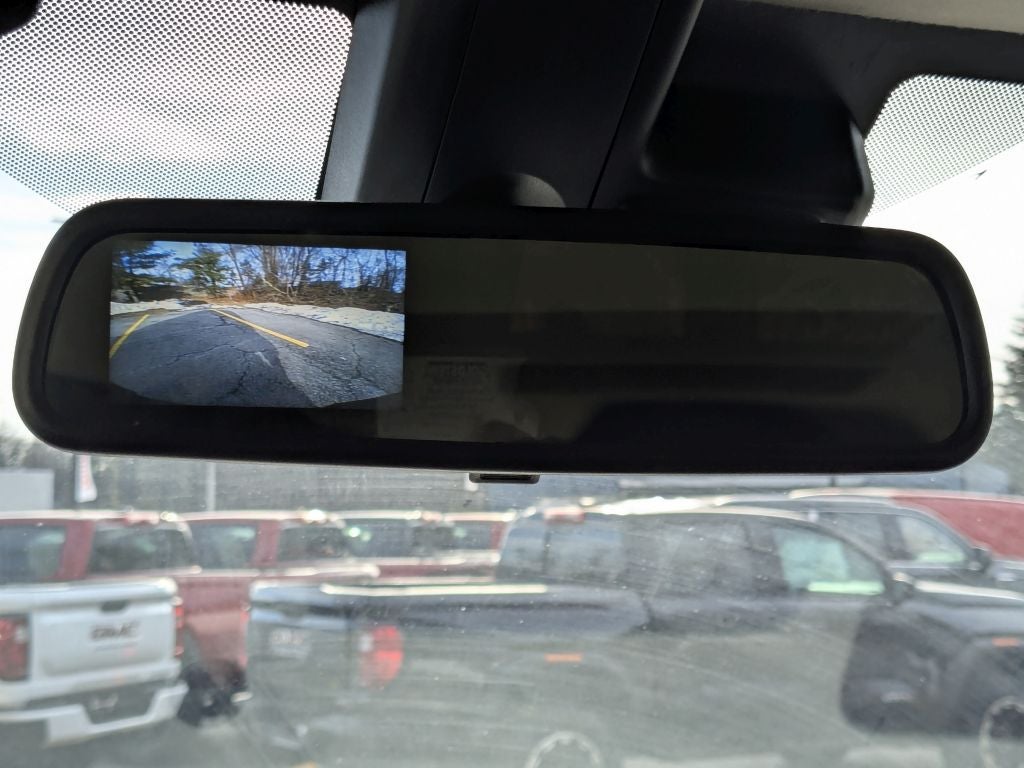 2025 GMC Savana Passenger 3500 LT