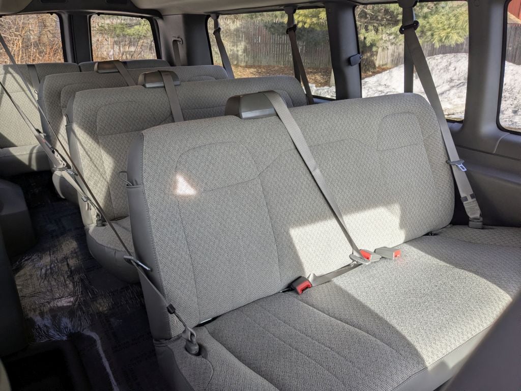 2025 GMC Savana Passenger 3500 LT