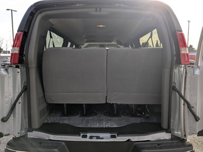 2025 GMC Savana Passenger 3500 LT