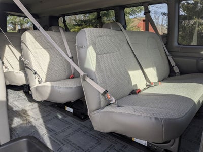 2025 GMC Savana Passenger 3500 LT