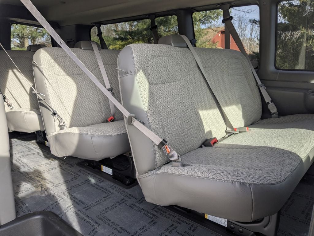 2025 GMC Savana Passenger 3500 LT