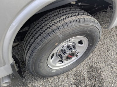 2025 GMC Savana Passenger 3500 LT