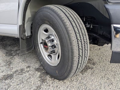 2025 GMC Savana Passenger 3500 LT