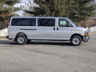 2025 GMC Savana Passenger 3500 LT