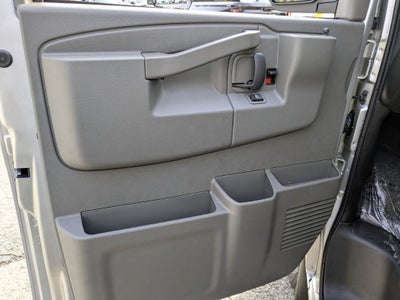 2025 GMC Savana Passenger 3500 LT