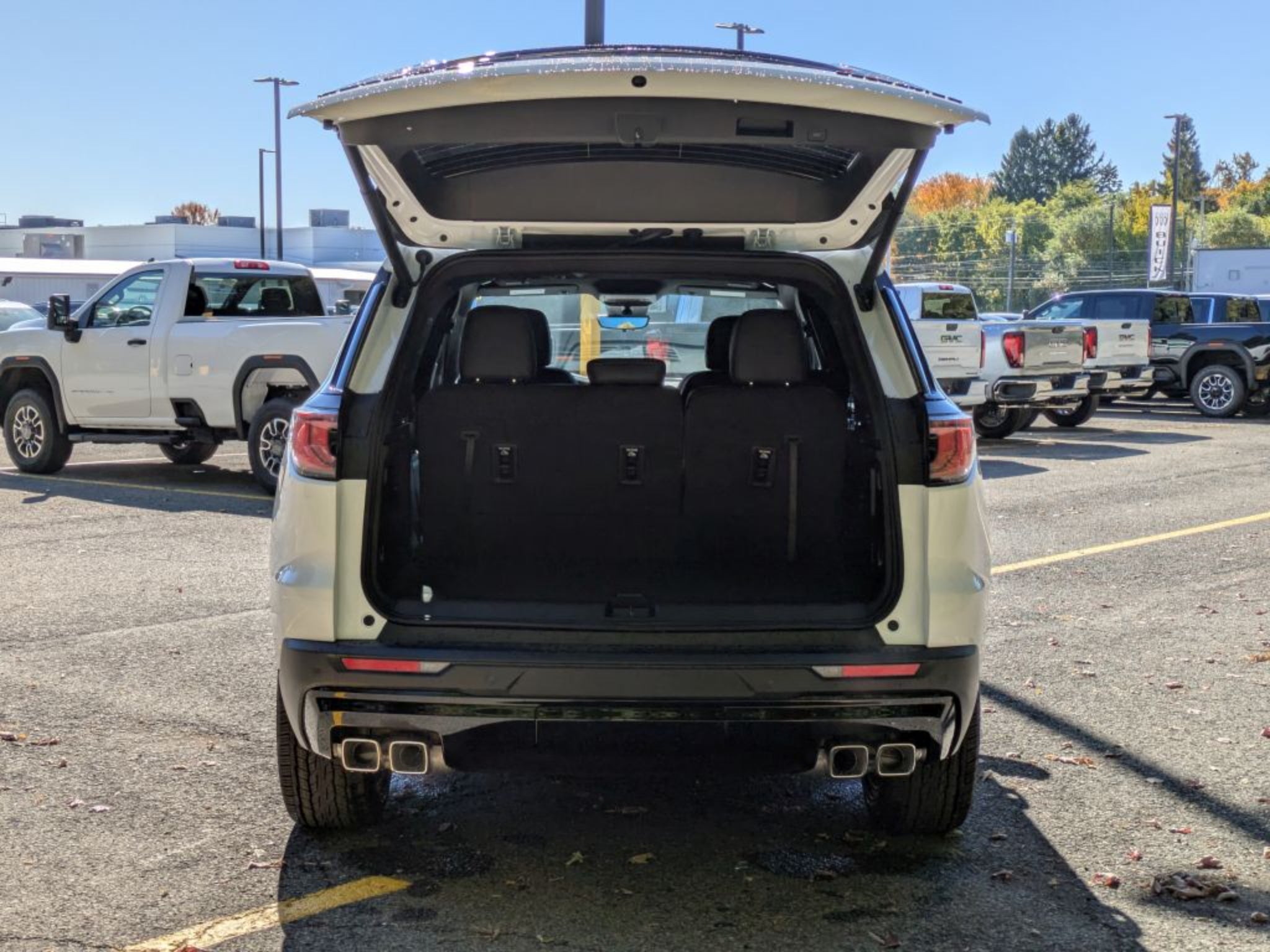 2027 GMC Acadia Elevation
