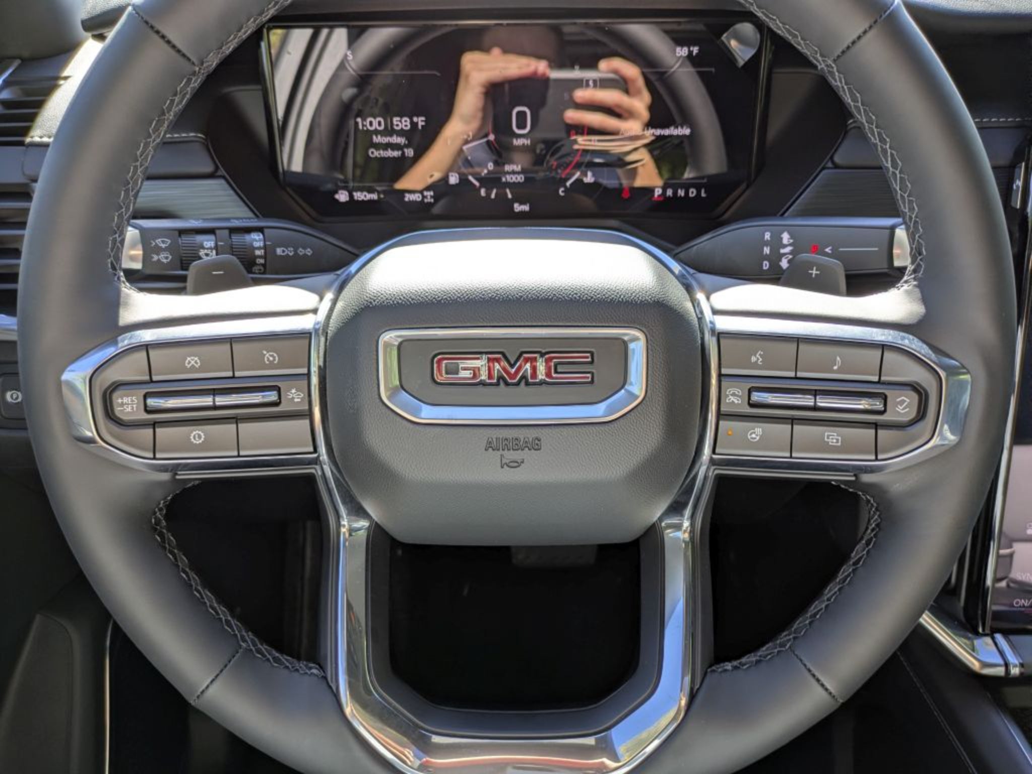 2027 GMC Acadia Elevation