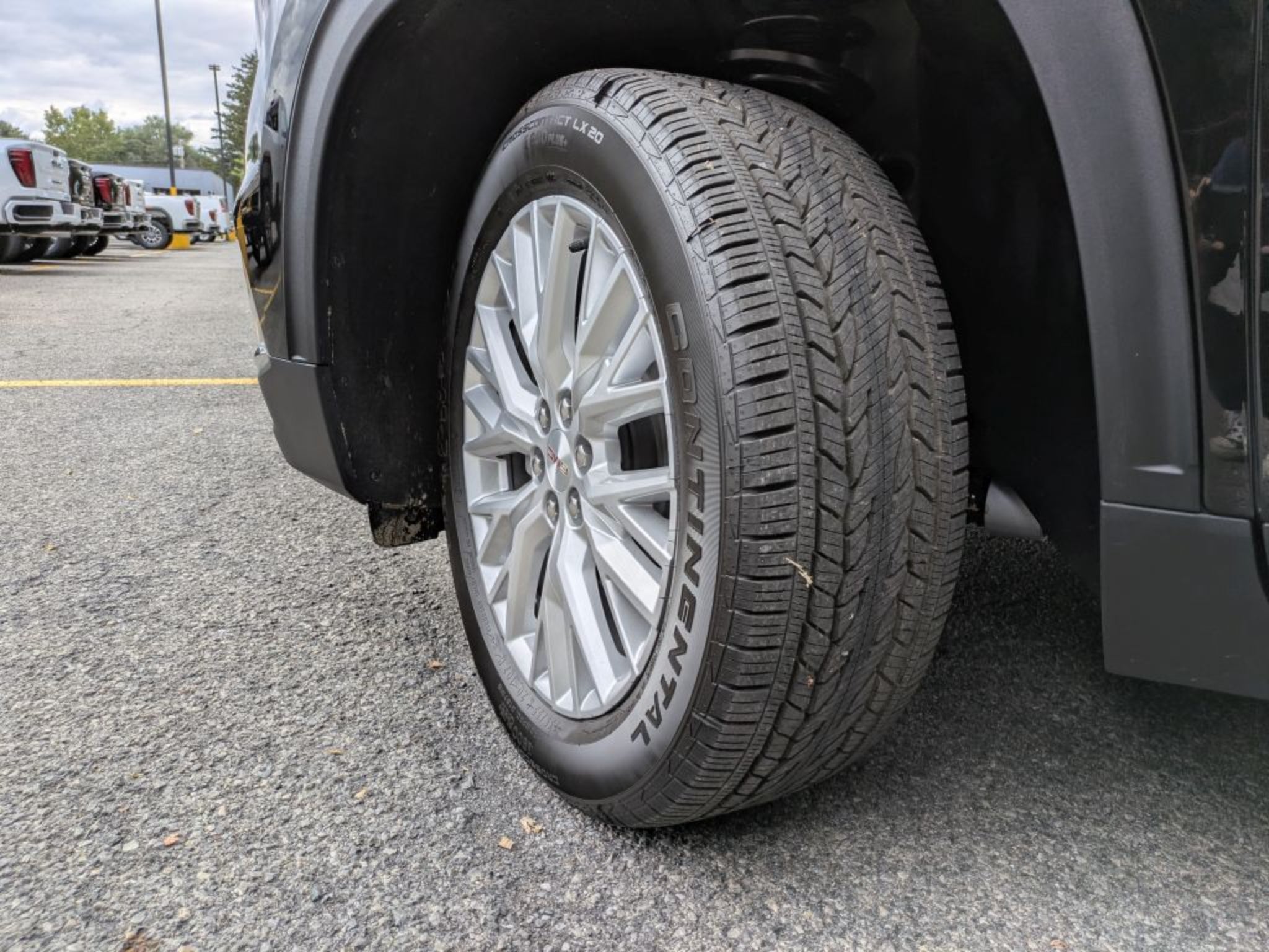 2027 GMC Acadia Elevation