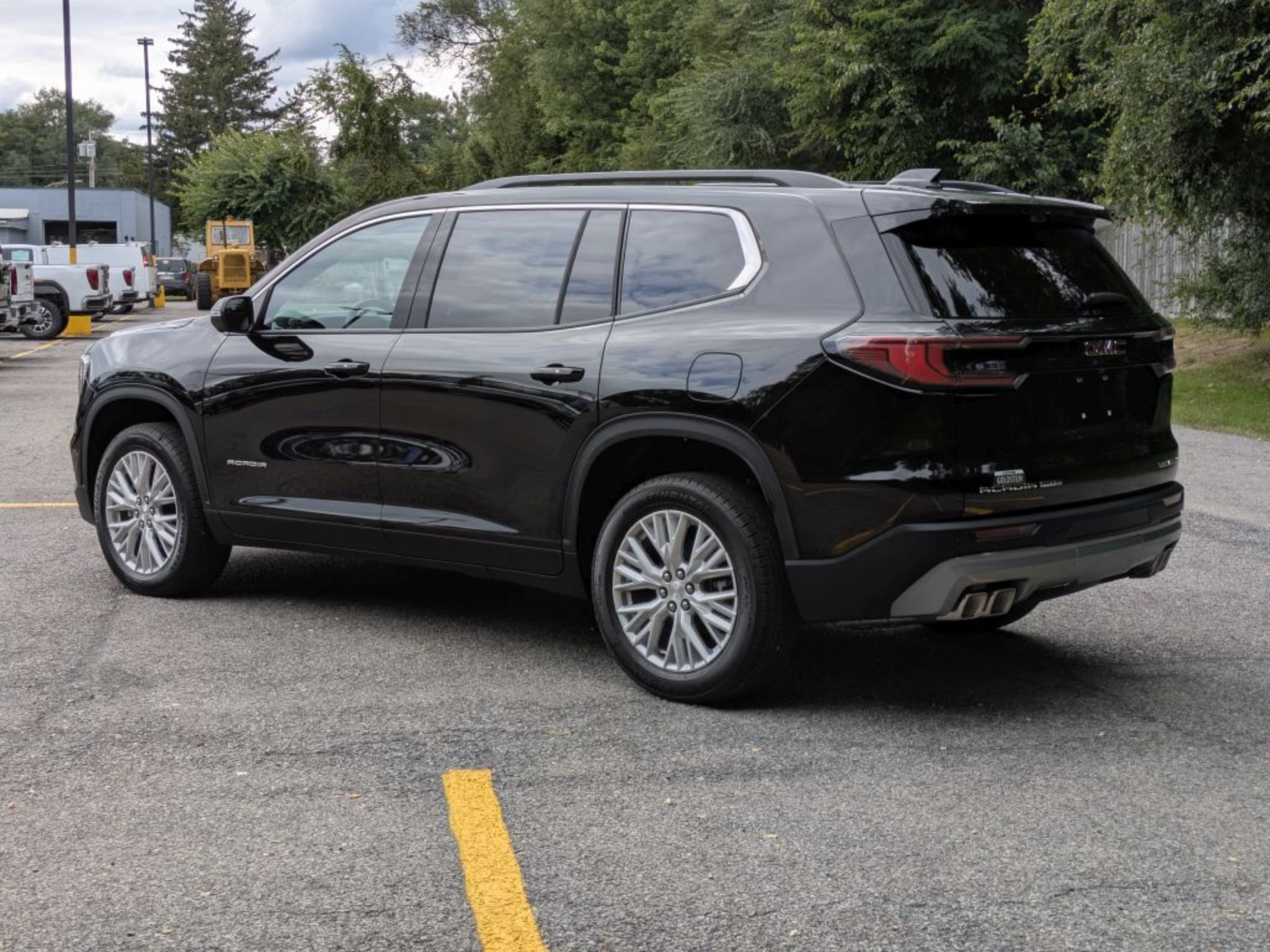 2027 GMC Acadia Elevation