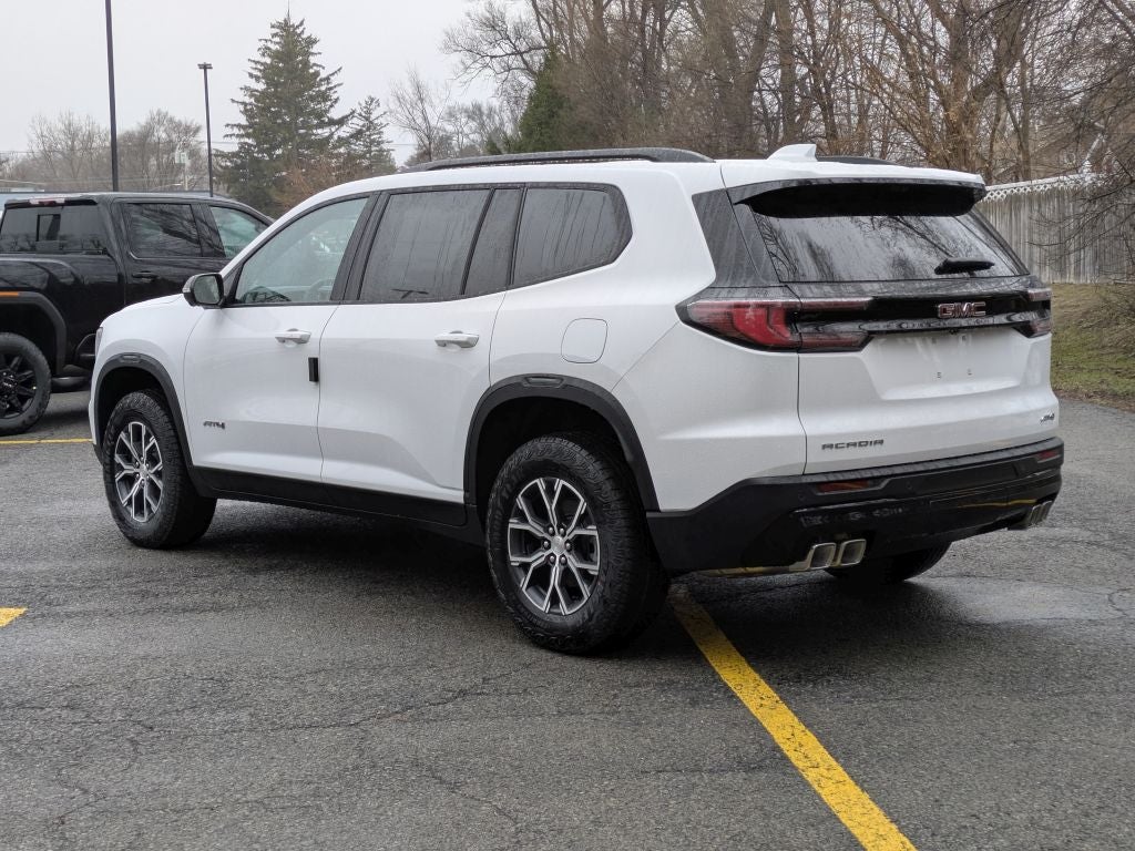 2026 GMC Acadia AT4