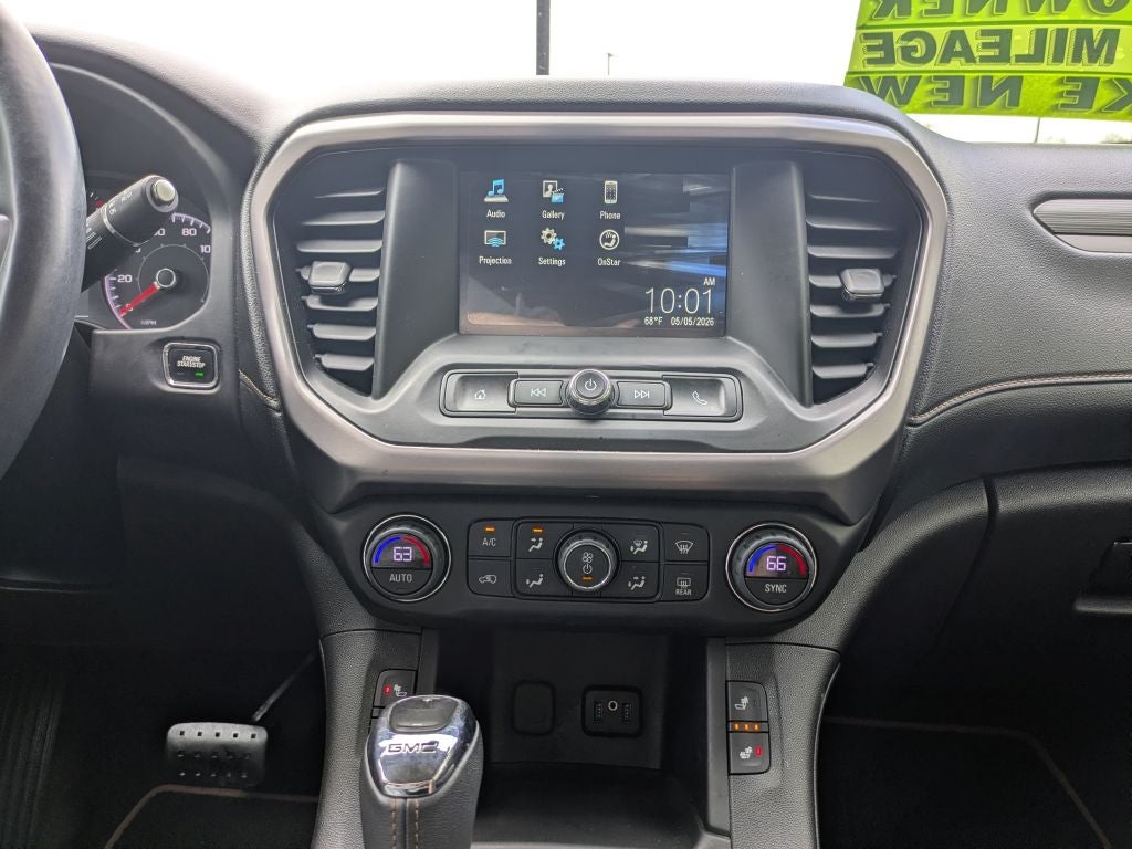 2017 GMC Acadia SLE