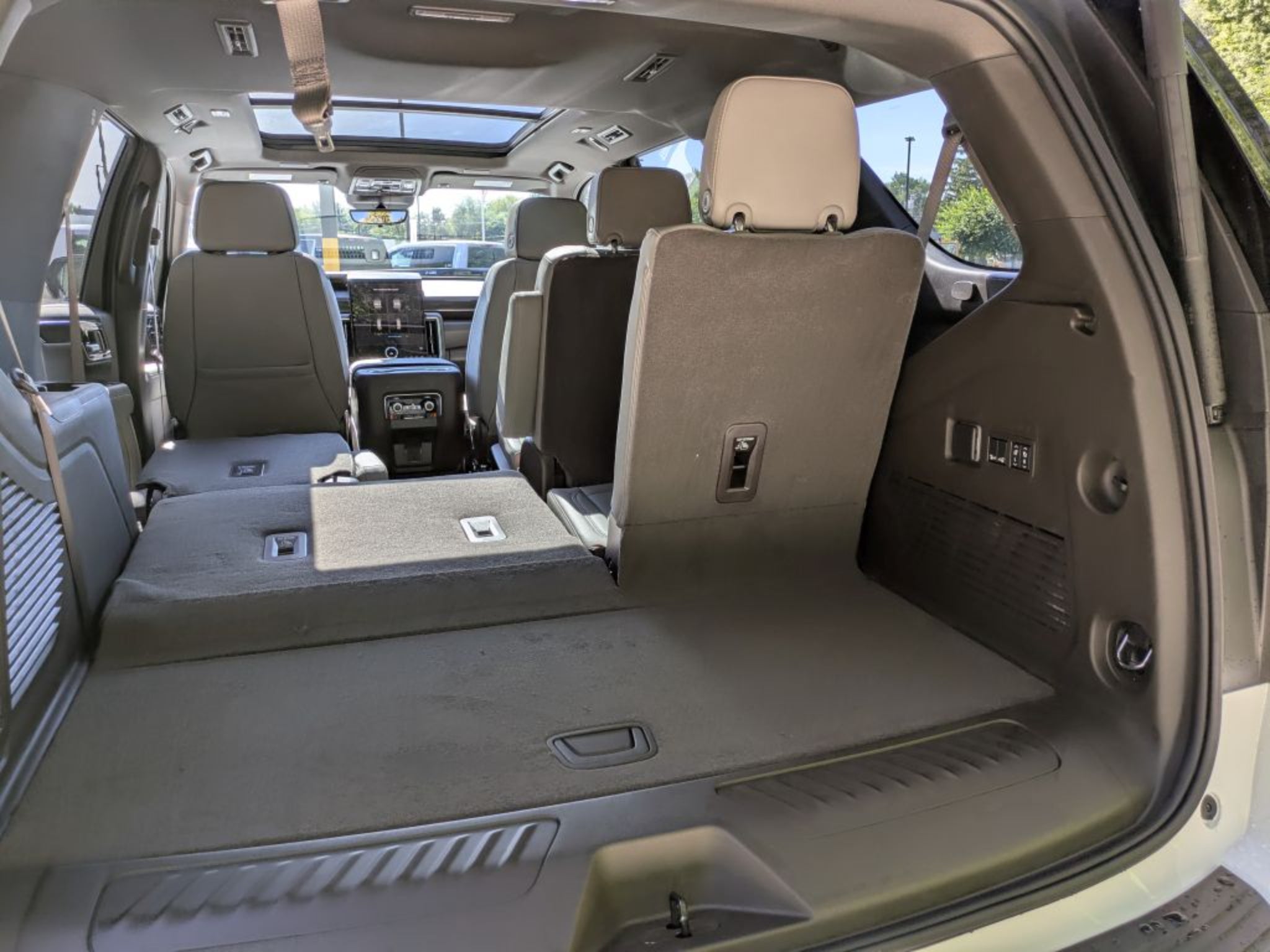 2027 GMC Yukon Elevation