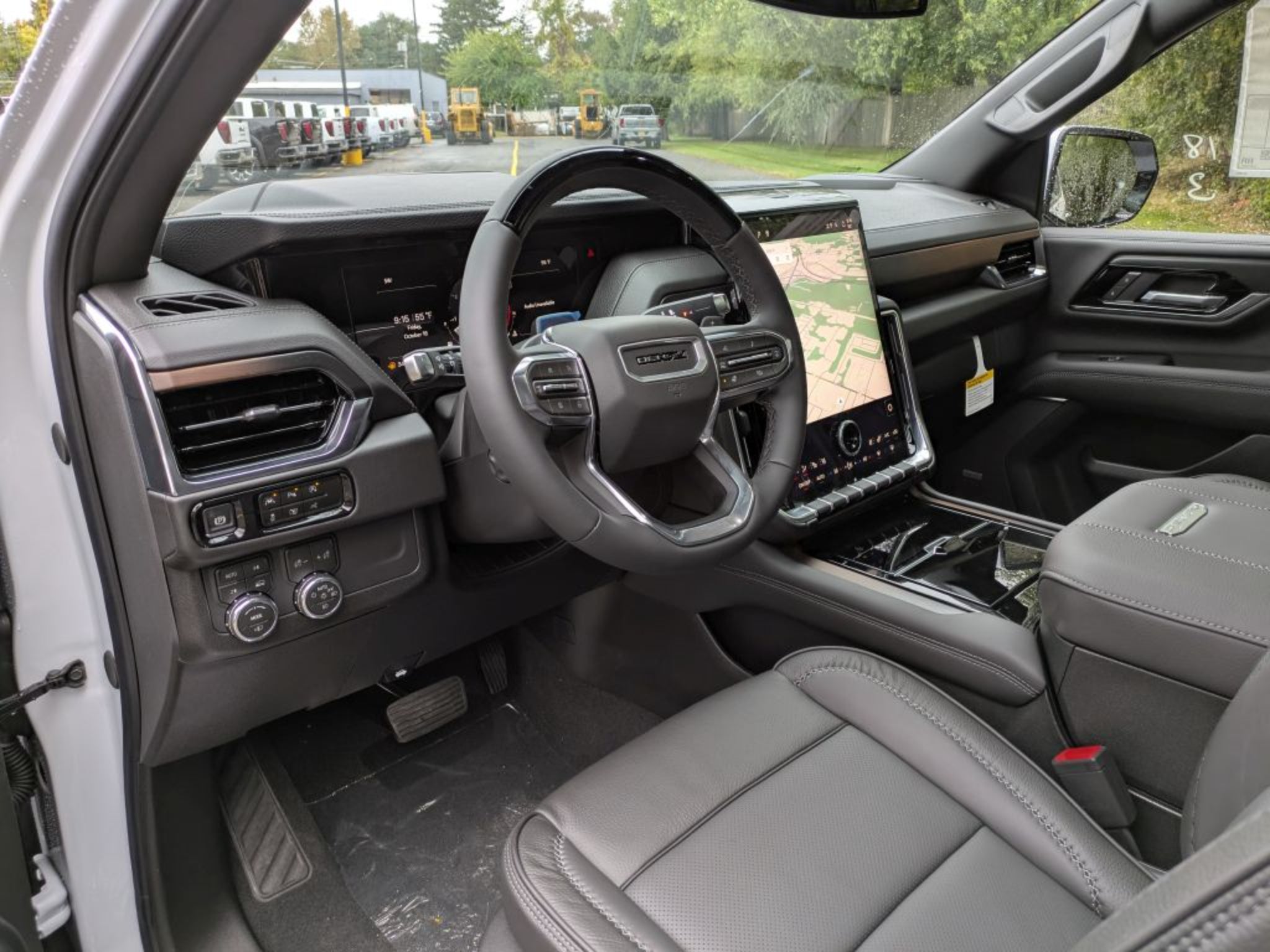 2027 GMC Yukon Denali - Photo 11