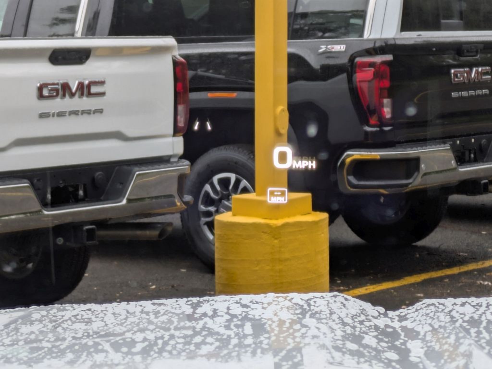 2027 GMC Yukon Denali - Photo 20