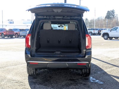 2022 GMC Yukon XL SLT