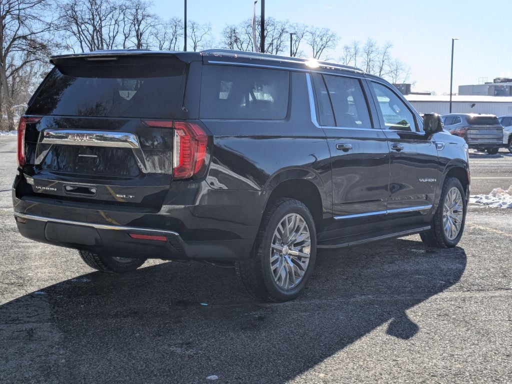 2022 GMC Yukon XL SLT