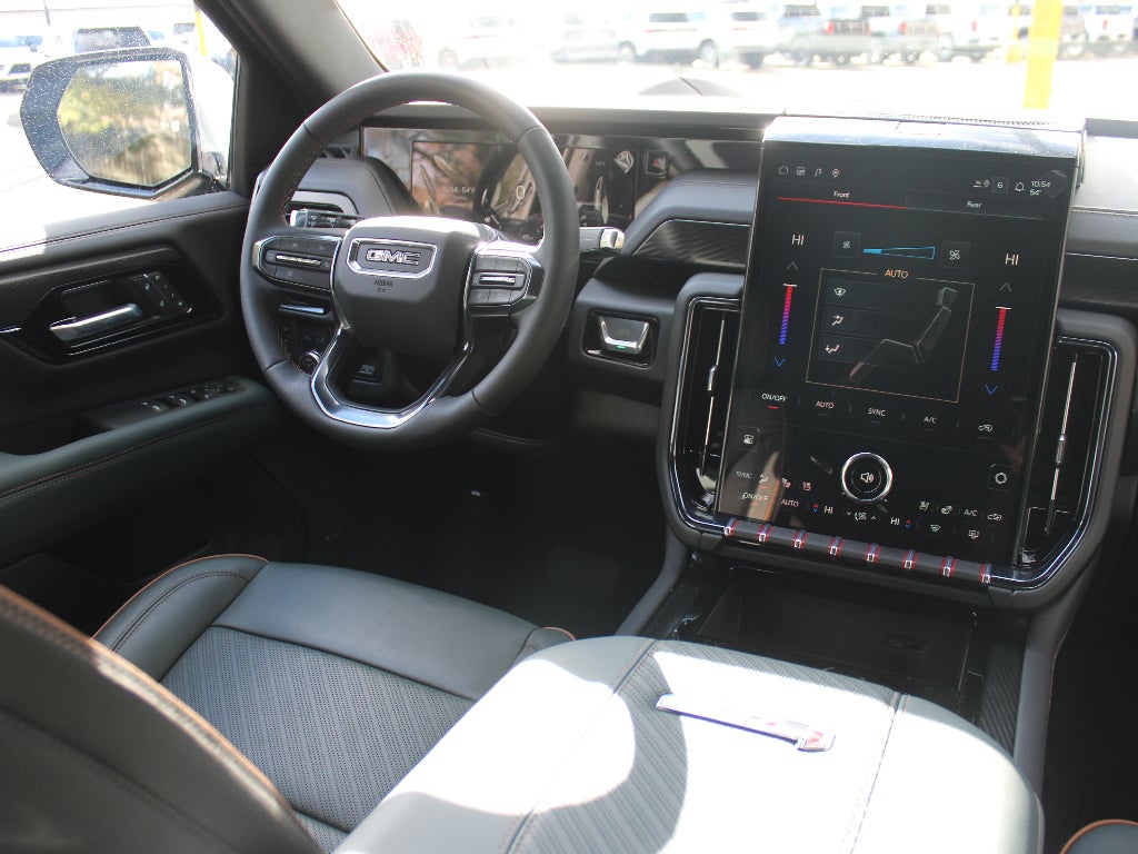 2025 GMC Yukon XL AT4