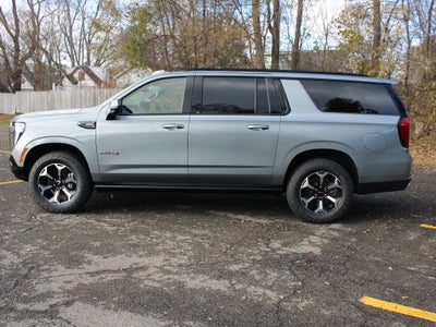 2025 GMC Yukon XL AT4
