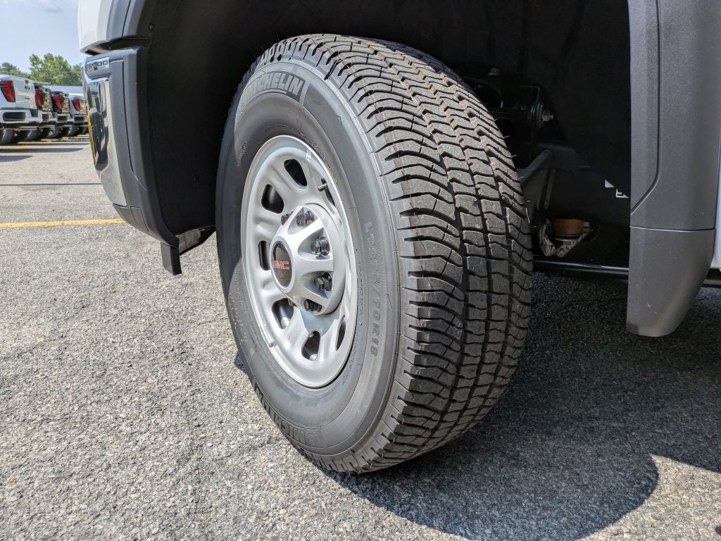 2026 GMC Sierra 3500HD Pro - Photo 36
