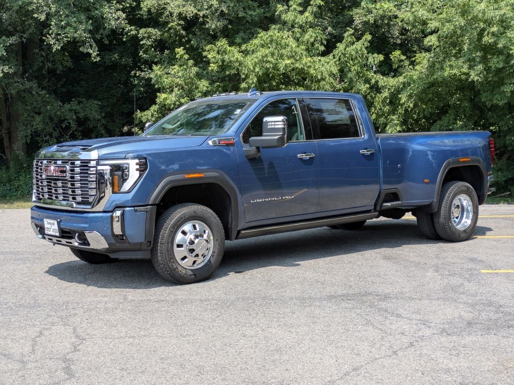 2026 GMC Sierra 3500 HD Denali DRW