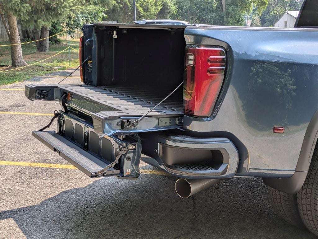 2026 GMC Sierra 3500 HD Denali DRW