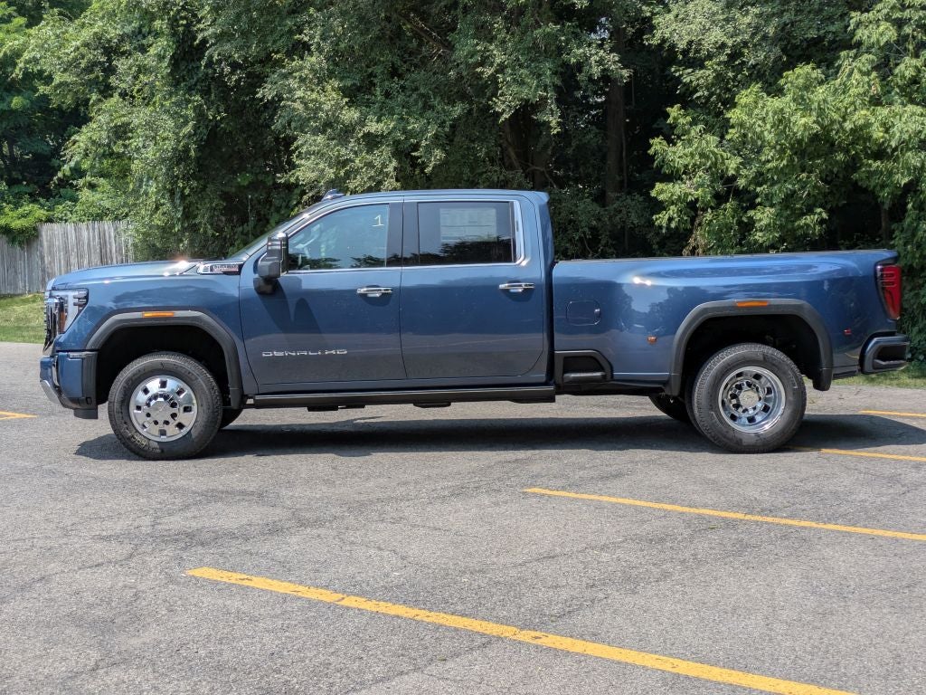 2026 GMC Sierra 3500 HD Denali DRW