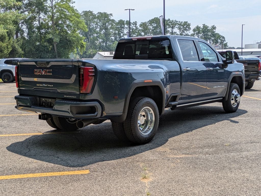 2026 GMC Sierra 3500 HD Denali DRW