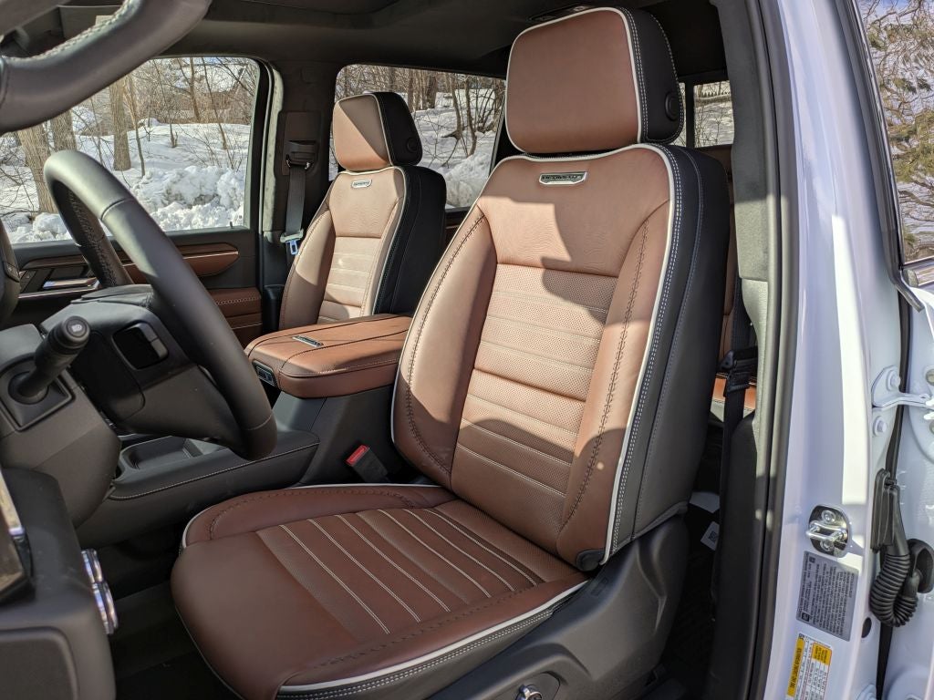 2026 GMC Sierra 3500 HD Denali Ultimate DRW