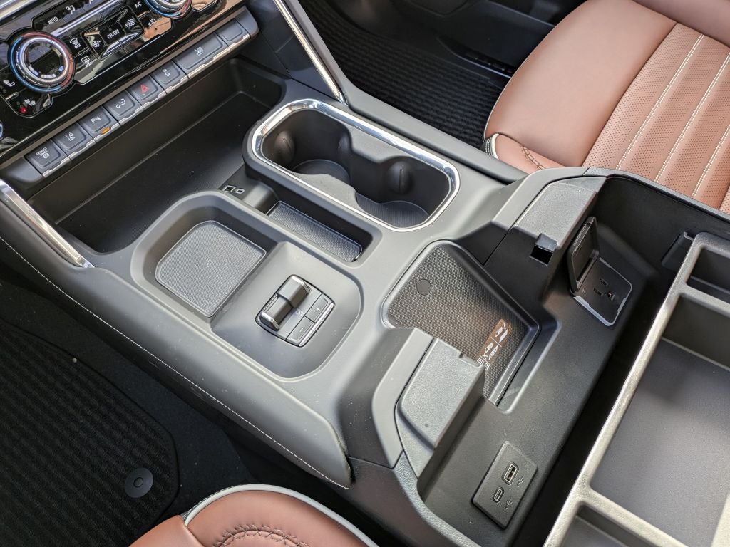 2026 GMC Sierra 3500 HD Denali Ultimate DRW