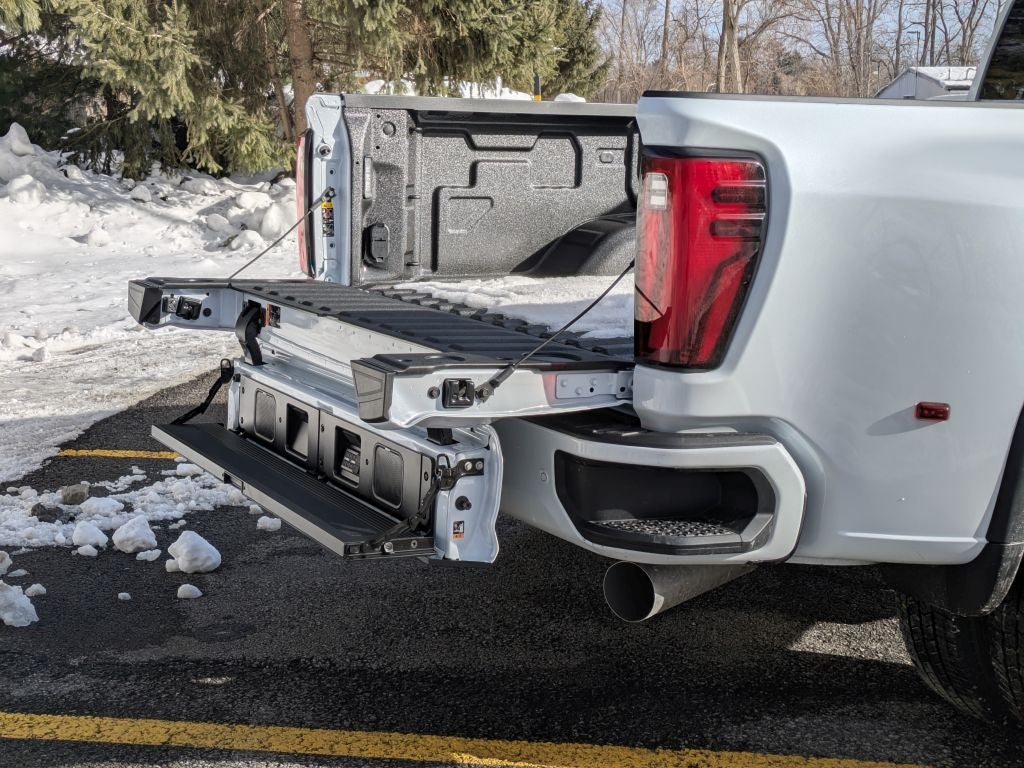 2026 GMC Sierra 3500 HD Denali Ultimate DRW