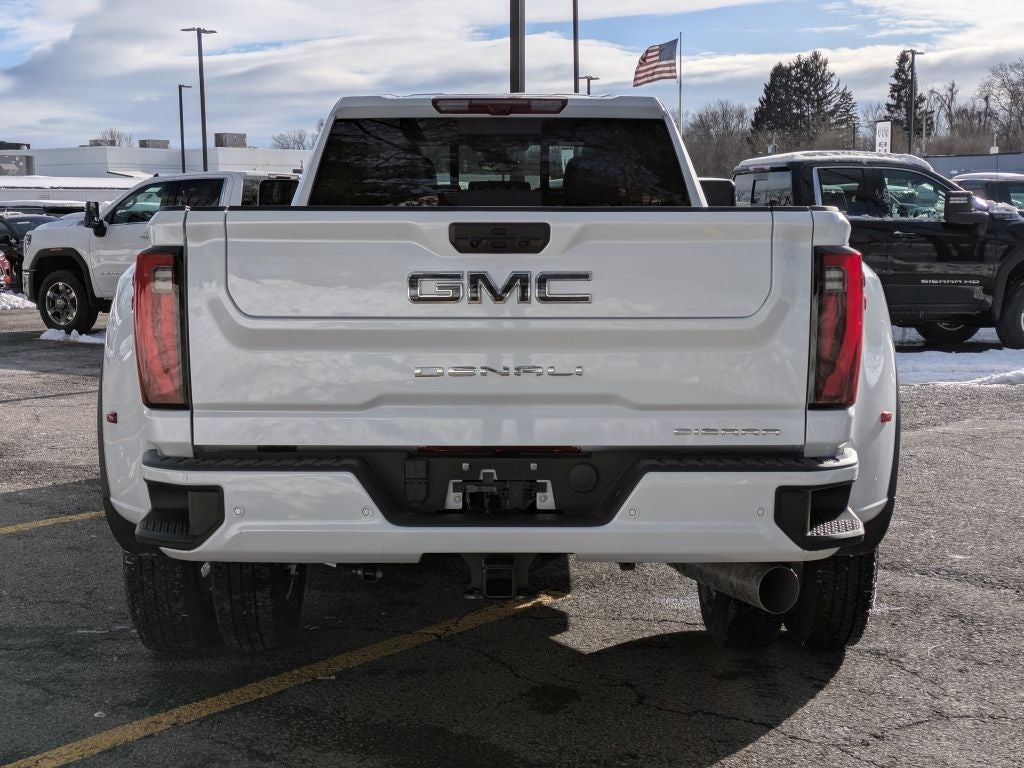 2026 GMC Sierra 3500 HD Denali Ultimate DRW