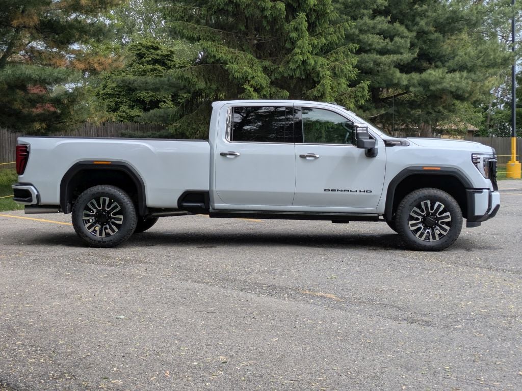 2026 GMC Sierra 3500 HD Denali Ultimate