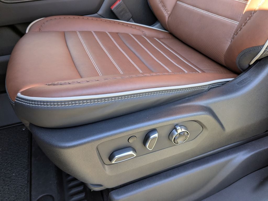 2025 GMC Sierra 3500 HD Denali Ultimate