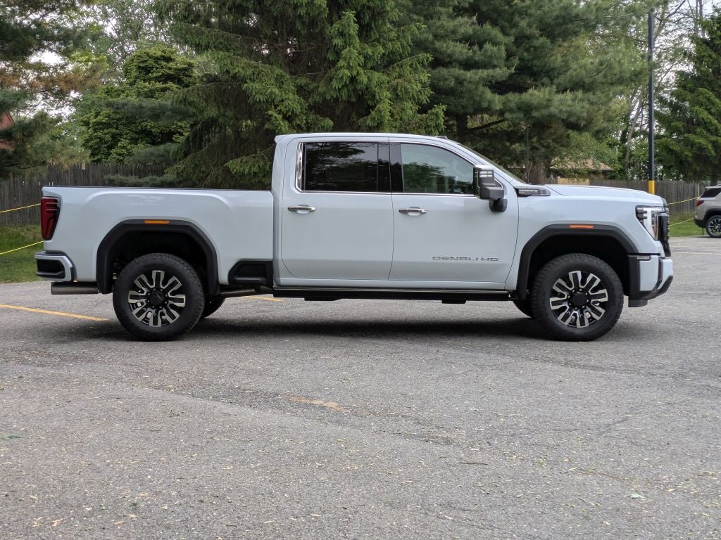 2026 GMC Sierra 3500 HD Denali Ultimate